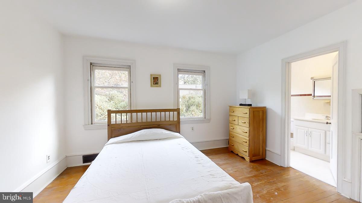 241 Waverly Road Wyncote, PA 19095 - Photo 43 of 61 MAIDS QUARTERS - BEDROOM 2