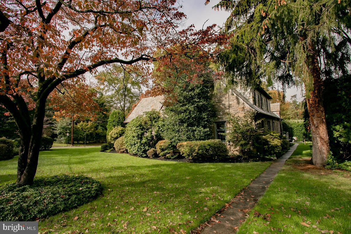 241 Waverly Road Wyncote, PA 19095 - Photo 5 of 61 FRONT EXTERIOR