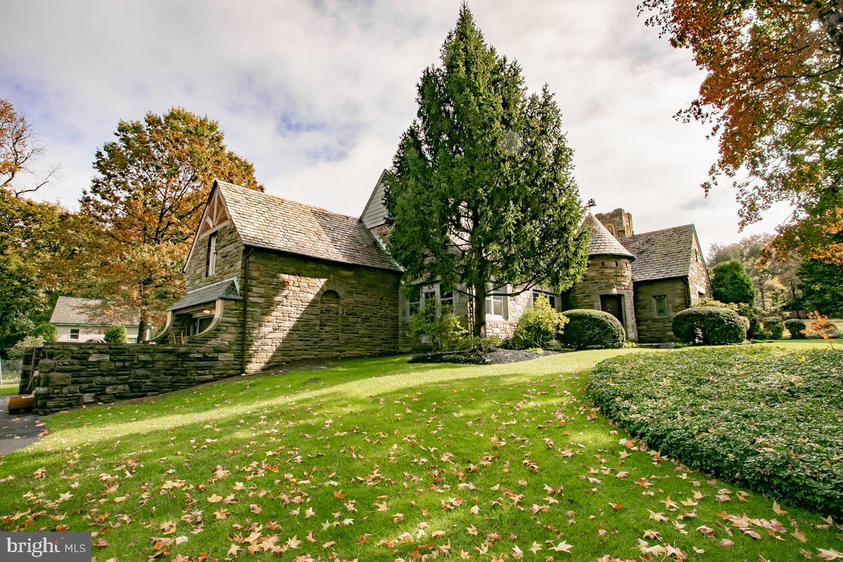 241 Waverly Road Wyncote, PA 19095 - Photo 8 of 61 FRONT EXTERIOR