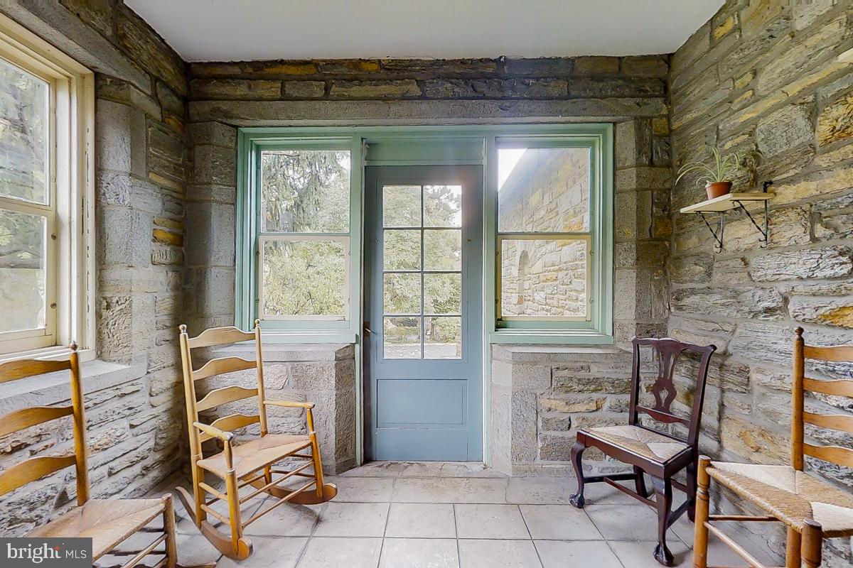 241 Waverly Road Wyncote, PA 19095 - Photo 9 of 61 SUNROOM