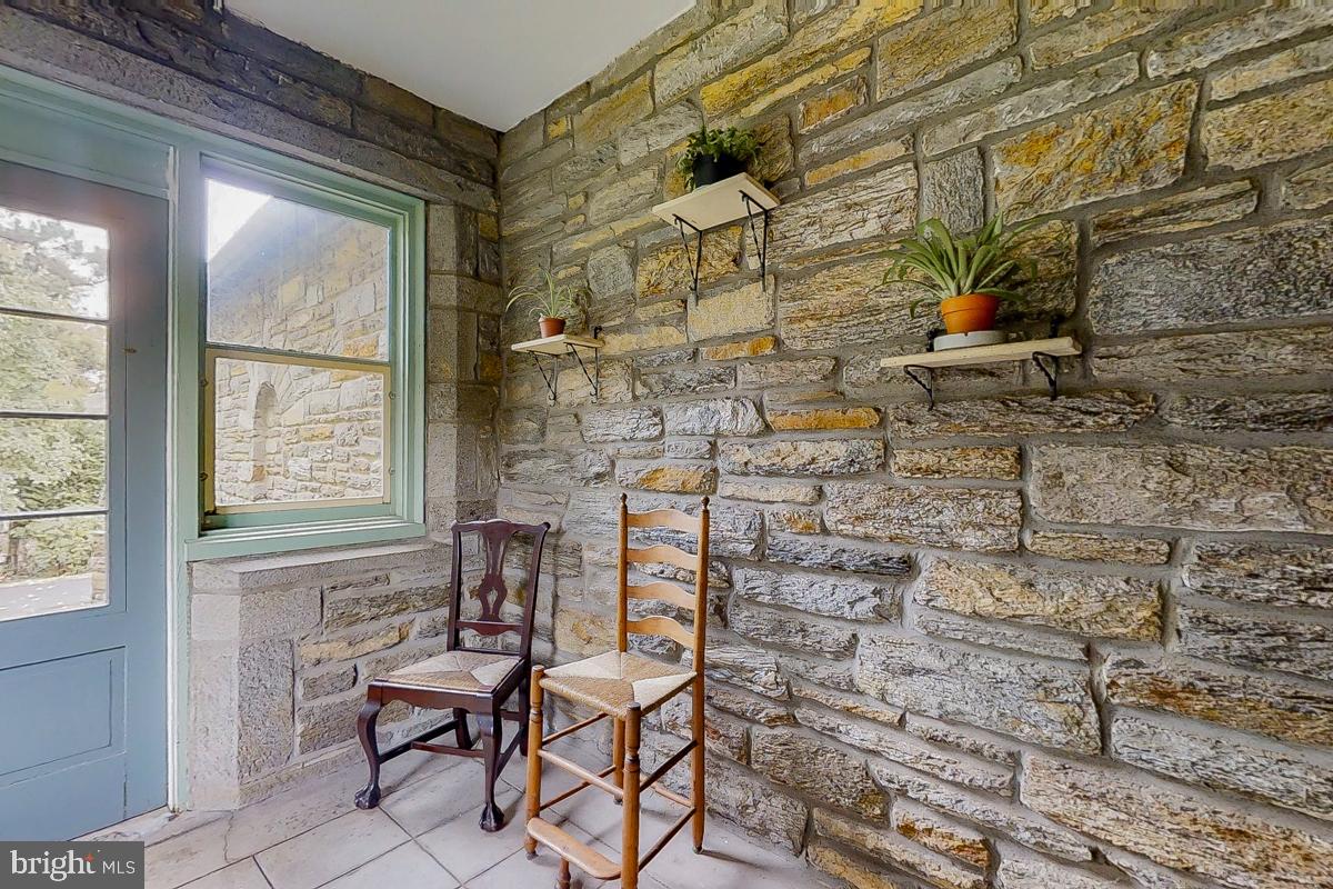 241 Waverly Road Wyncote, PA 19095 - Photo 10 of 61 SUNROOM