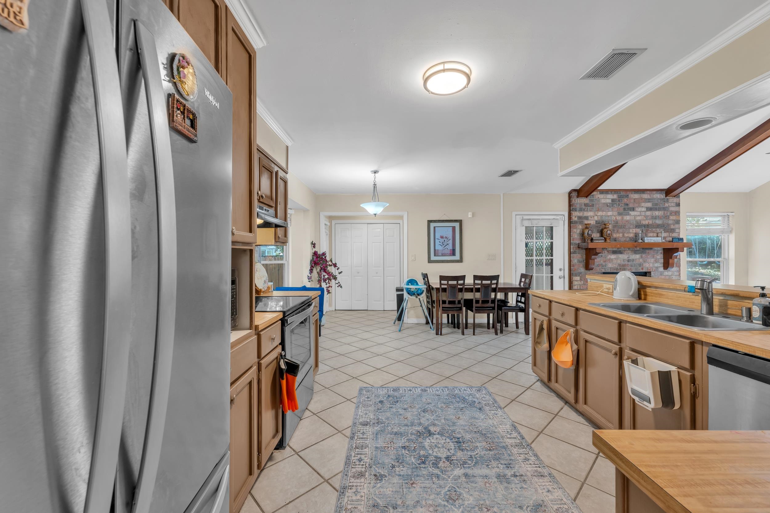 130 Chatam Loop Daphne, AL 36526 - Photo 9 of 26 Kitchen