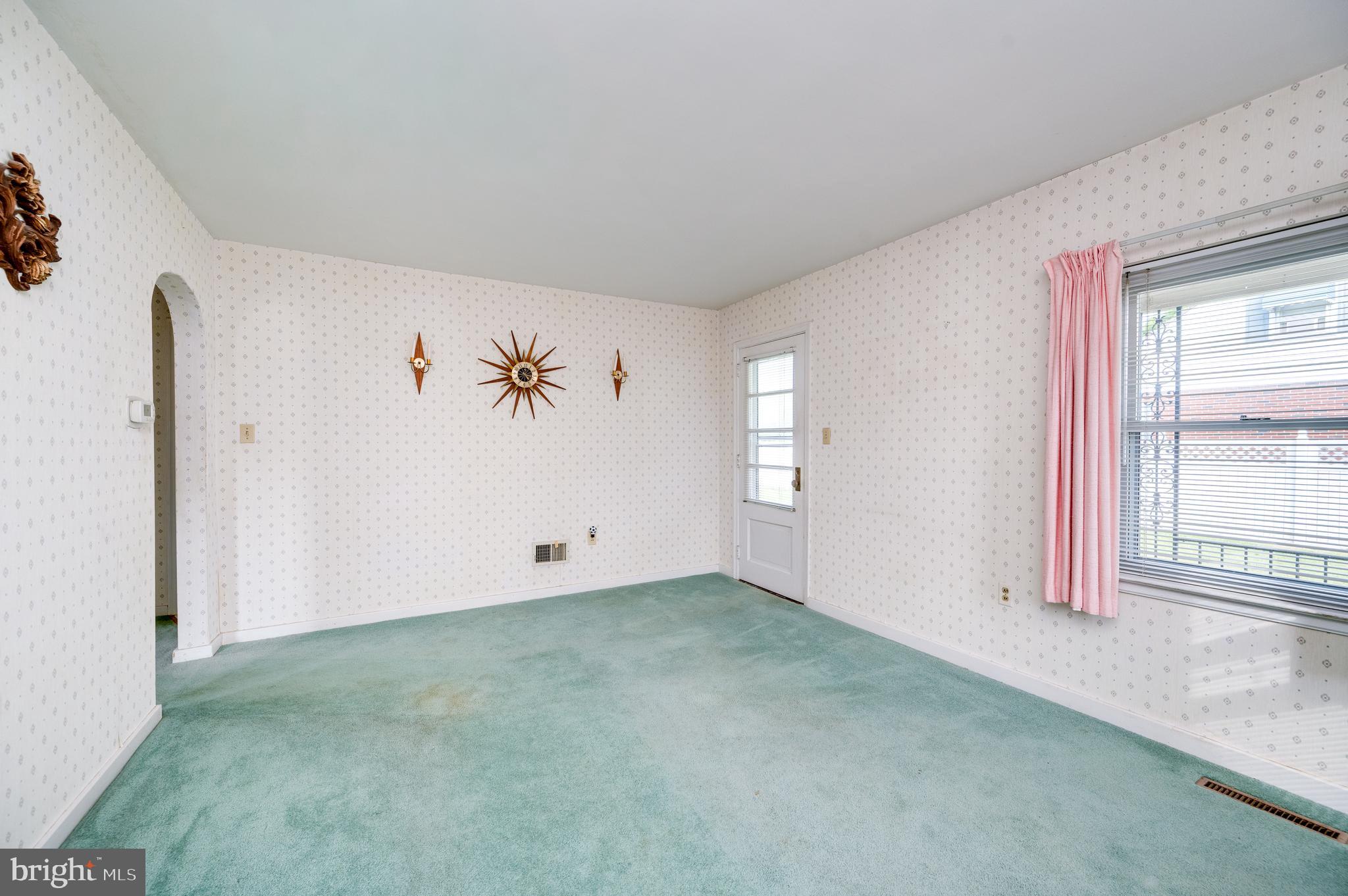 209 Carroll Street Reading, PA 19611 - Photo 13 of 34