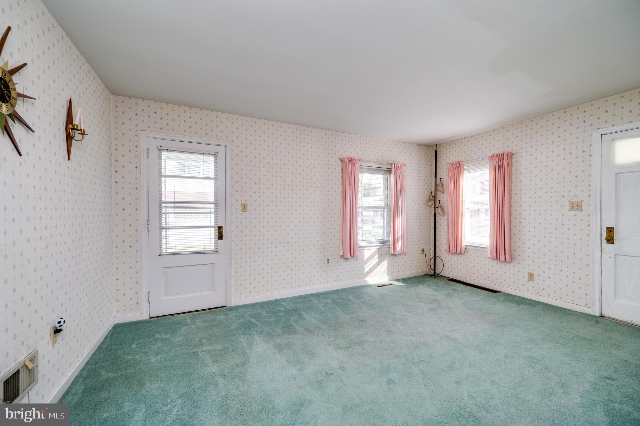 209 Carroll Street Reading, PA 19611 - Photo 14 of 34