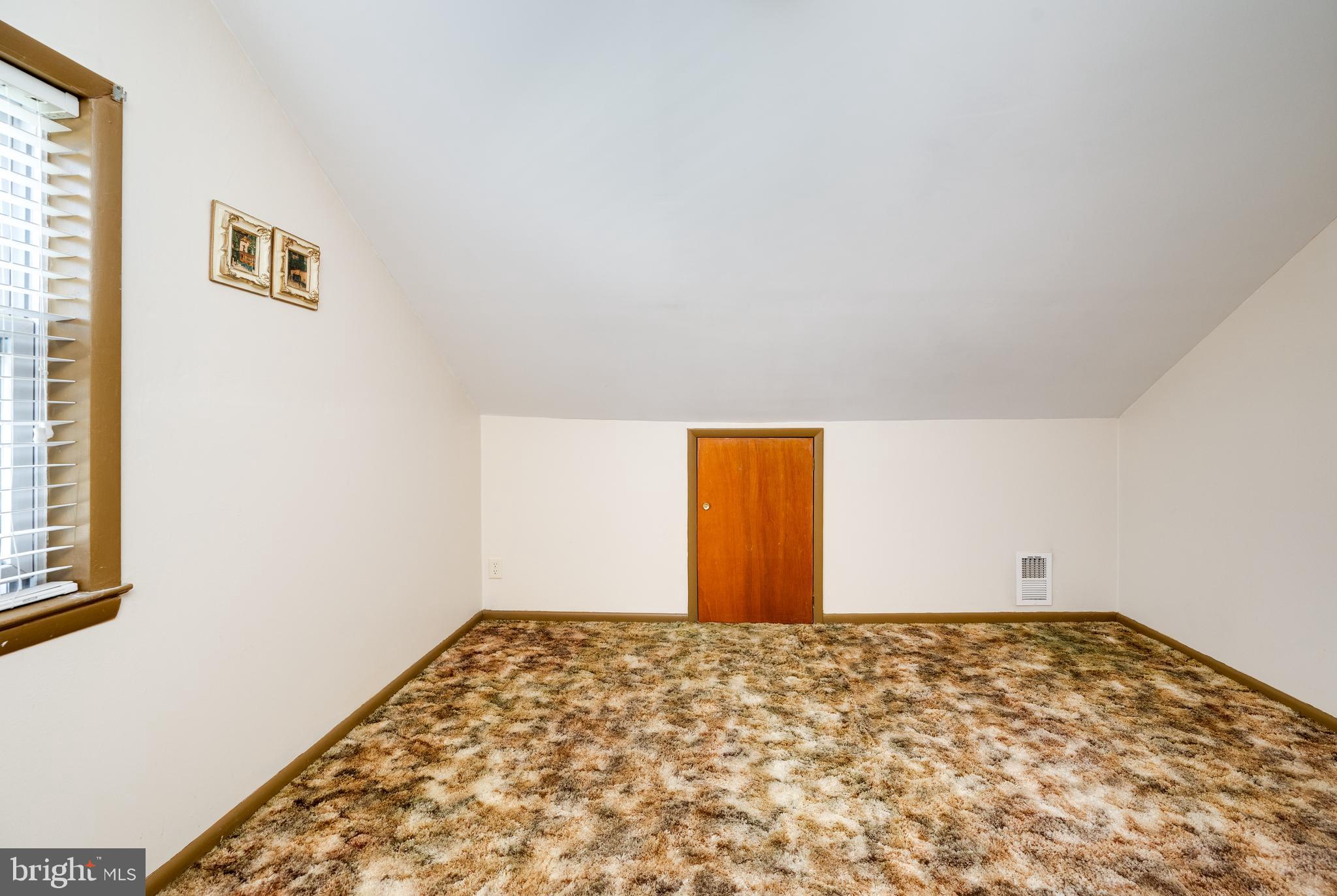 209 Carroll Street Reading, PA 19611 - Photo 29 of 34