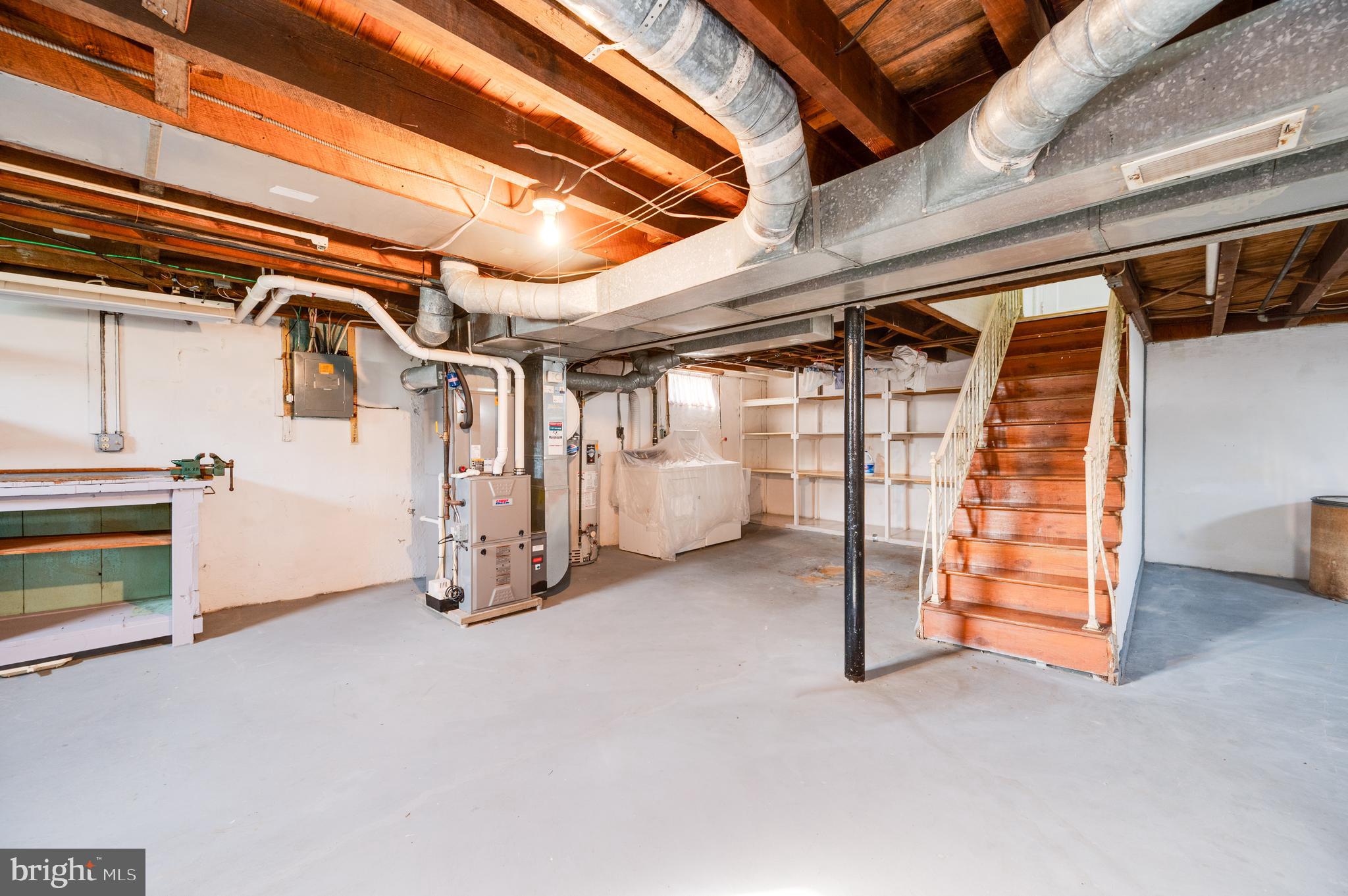 209 Carroll Street Reading, PA 19611 - Photo 31 of 34