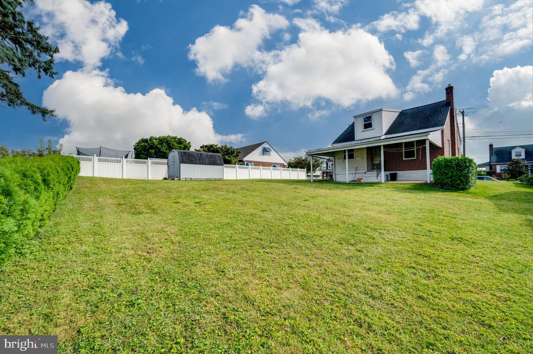 209 Carroll Street Reading, PA 19611 - Photo 10 of 34