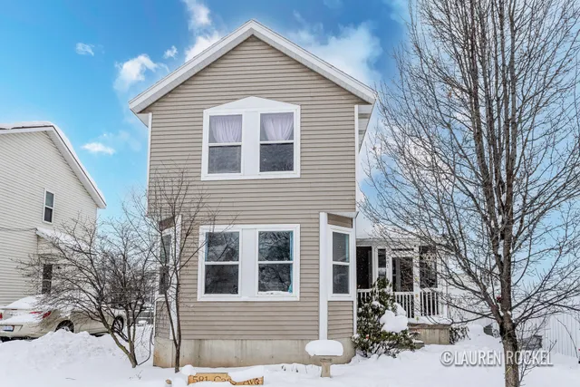 $269,900 | 581 Cass Avenue Southeast, Grand Rapids, MI 49503