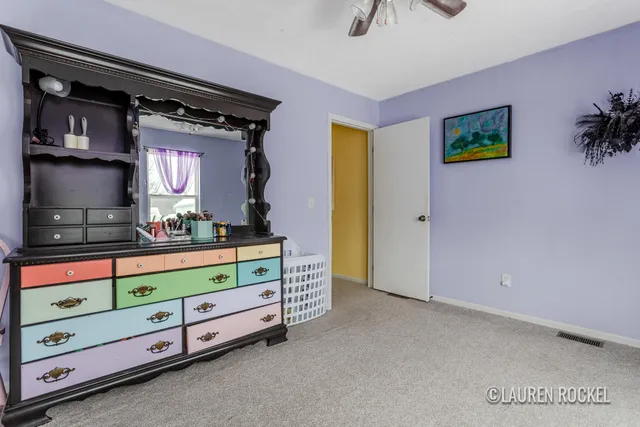 $269,900 | 581 Cass Avenue Southeast, Grand Rapids, MI 49503