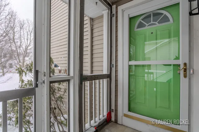 $269,900 | 581 Cass Avenue Southeast, Grand Rapids, MI 49503