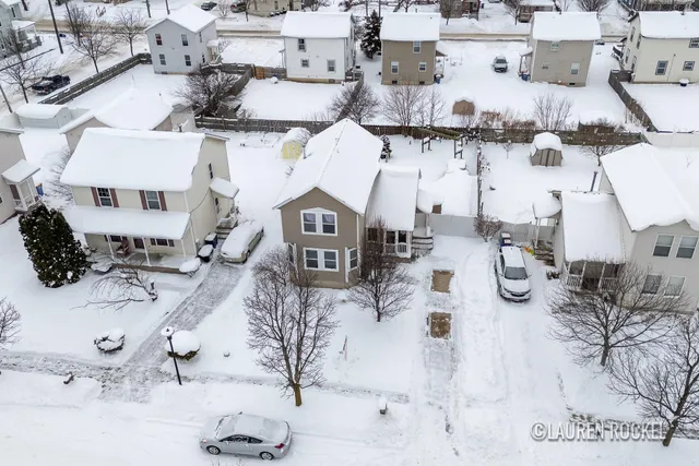 $269,900 | 581 Cass Avenue Southeast, Grand Rapids, MI 49503