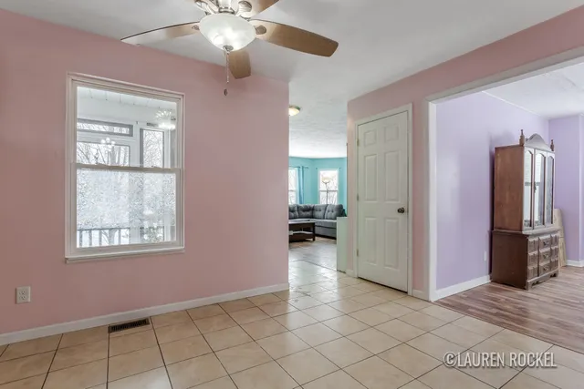 $269,900 | 581 Cass Avenue Southeast, Grand Rapids, MI 49503