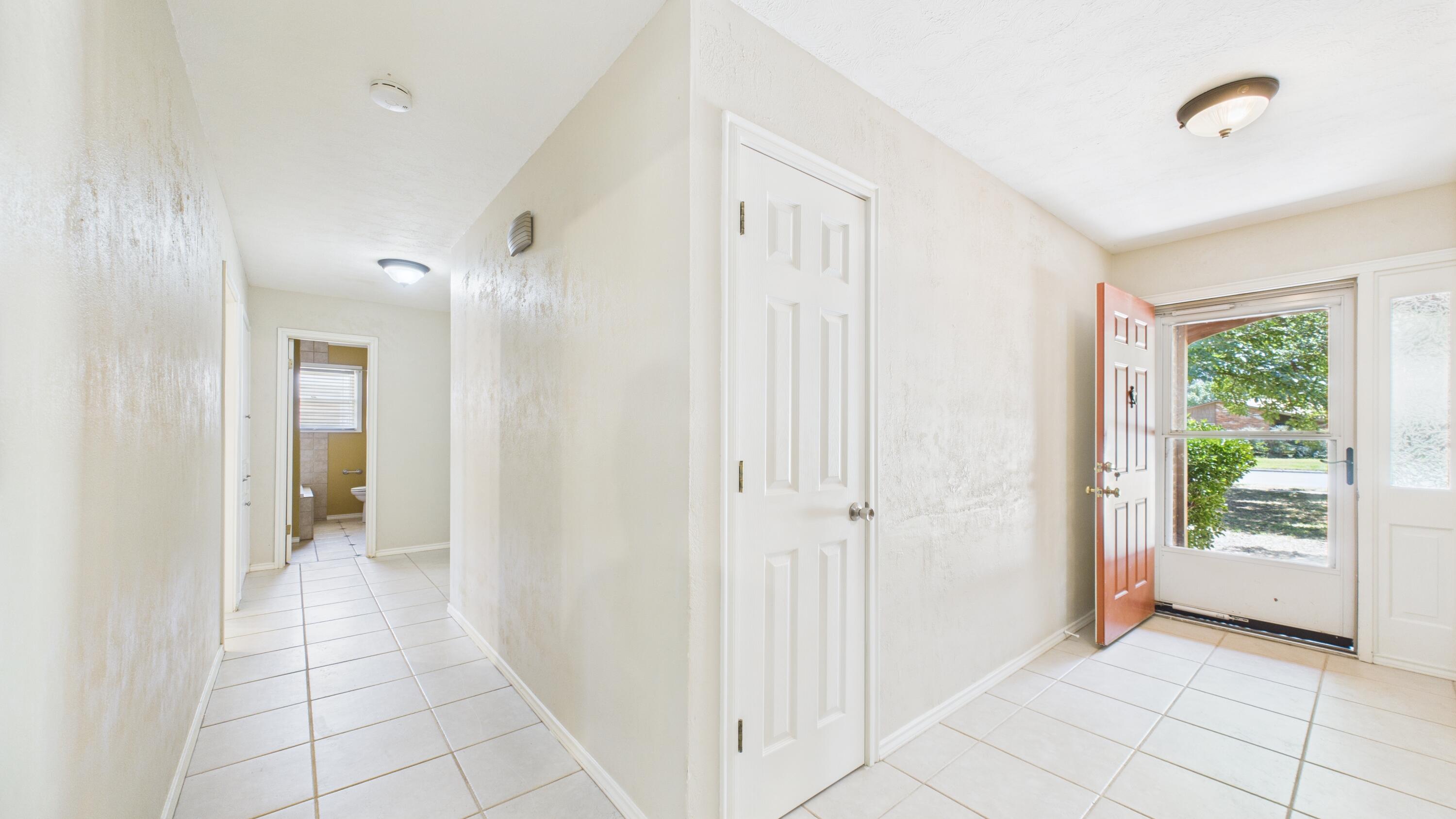 3022 67th Street Lubbock, TX 79413 - Photo 10 of 42 a view of an empty room and window