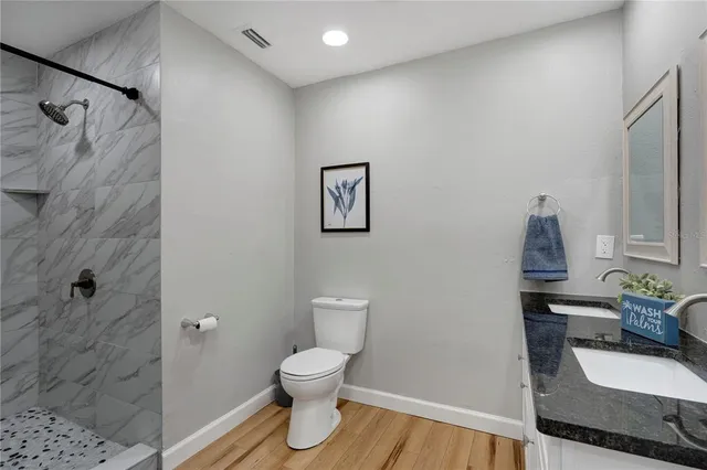 $5,000 | 4705 Hollingsworth Avenue, Sarasota, FL 34233