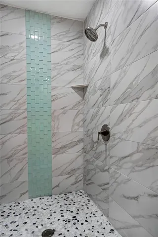 $5,000 | 4705 Hollingsworth Avenue, Sarasota, FL 34233