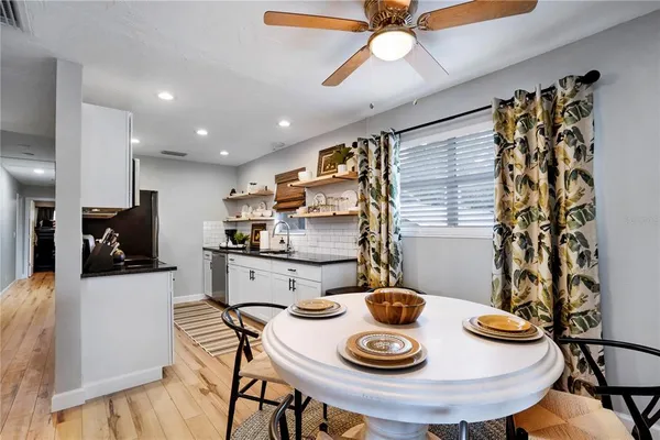 $5,000 | 4705 Hollingsworth Avenue, Sarasota, FL 34233