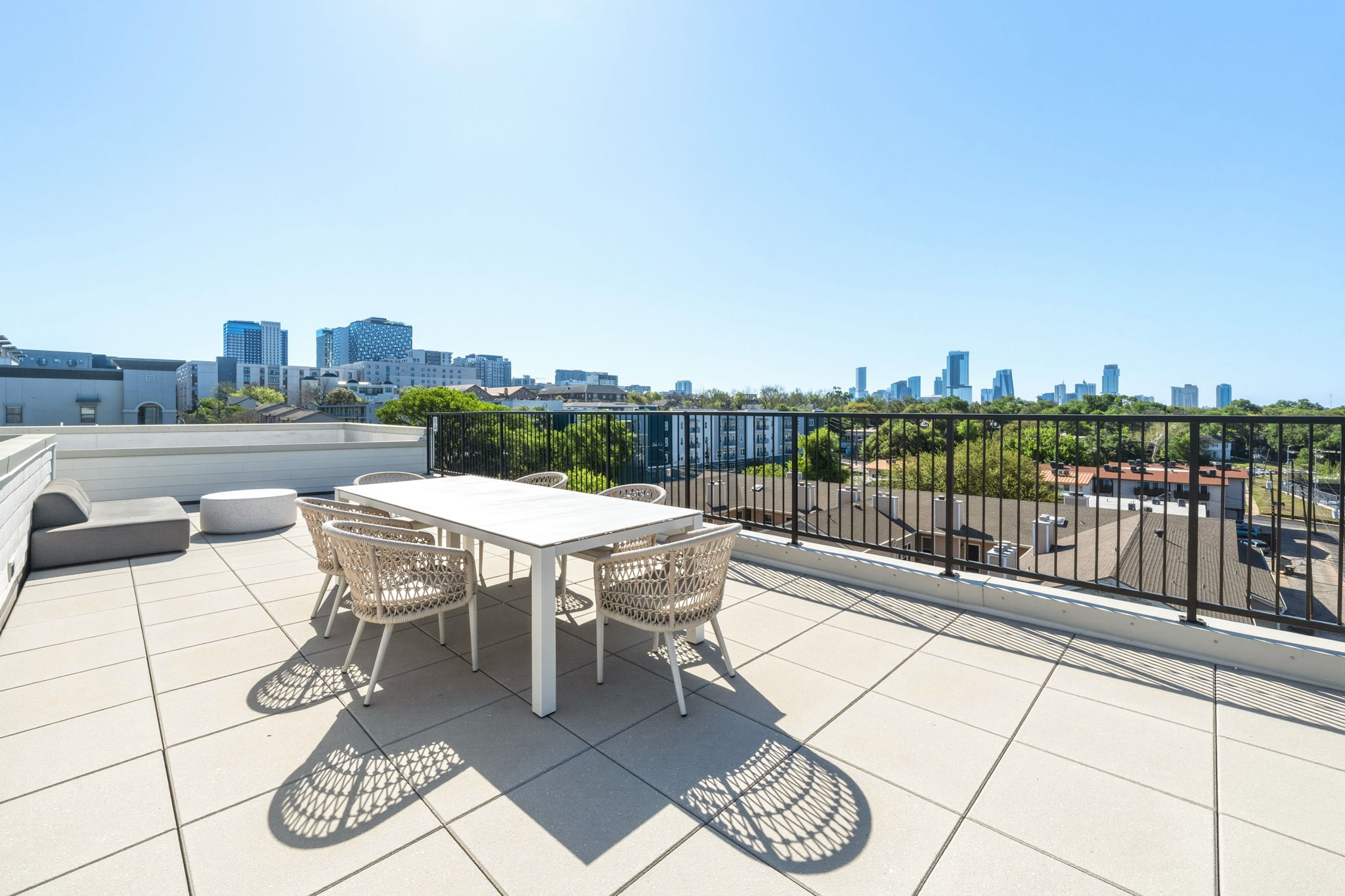 2500 Longview Street, Unit 300 Austin, TX 78705 - Photo 34 of 36 Roof top terrace