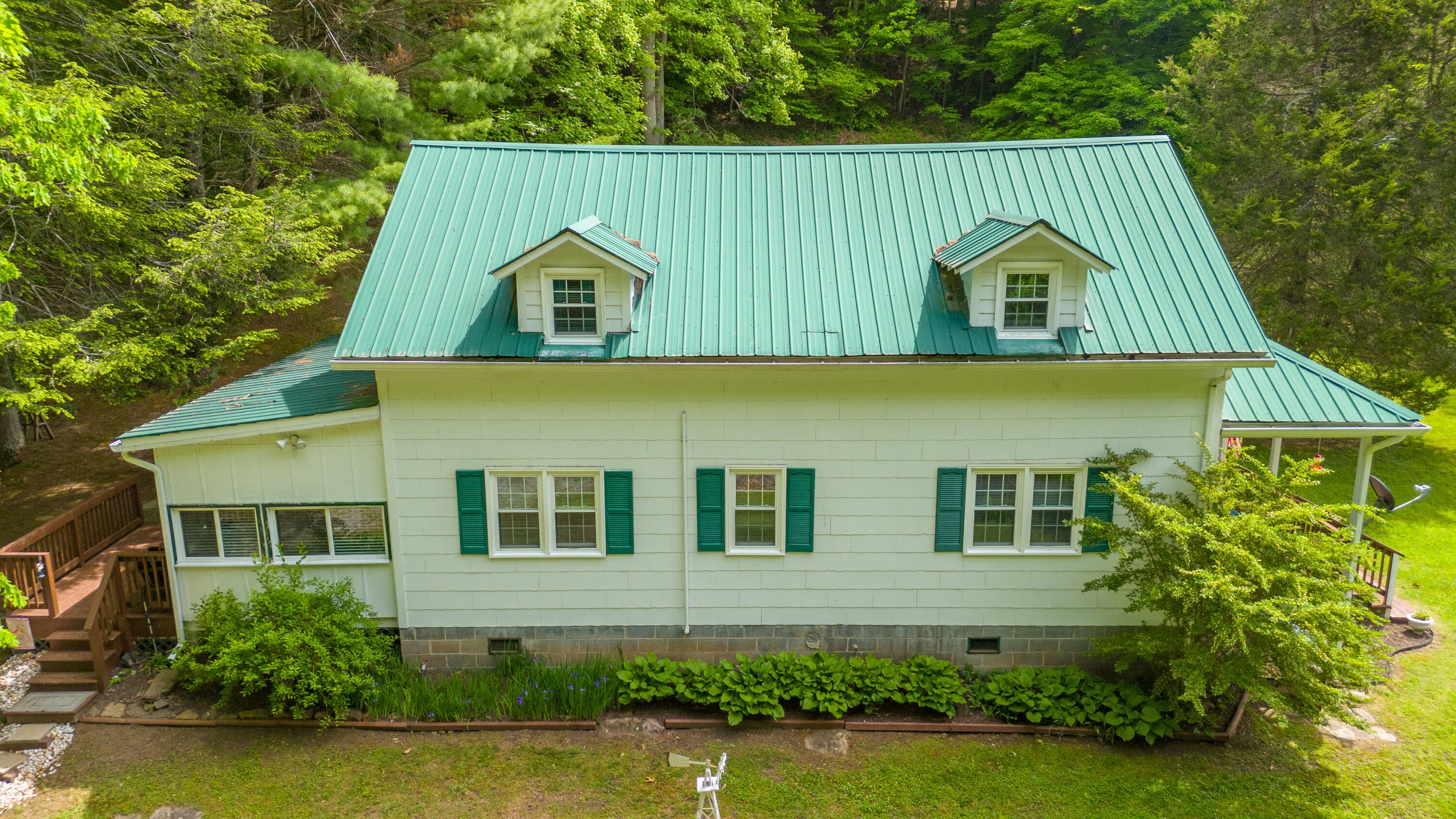 800 Eagle Branch Road Alderson, WV 24910 - Photo 51 of 57 Gallery Image 51