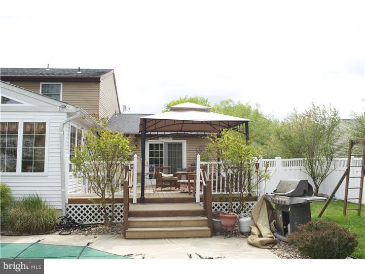 13 Raleigh Lane Evesham, NJ 08053 - Photo 13 of 20 Deck
