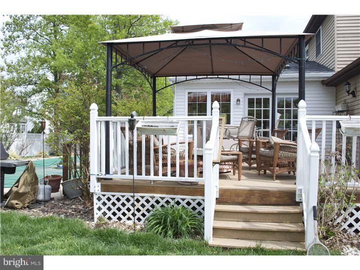 13 Raleigh Lane Evesham, NJ 08053 - Photo 14 of 20 Deck