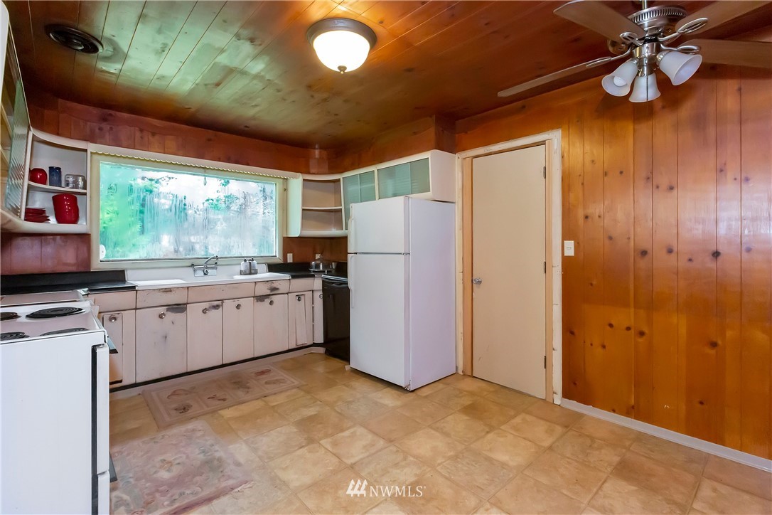 151 Southeast Stroud Road Shelton, WA 98584 - Photo 3 of 28 Gallery Image 3