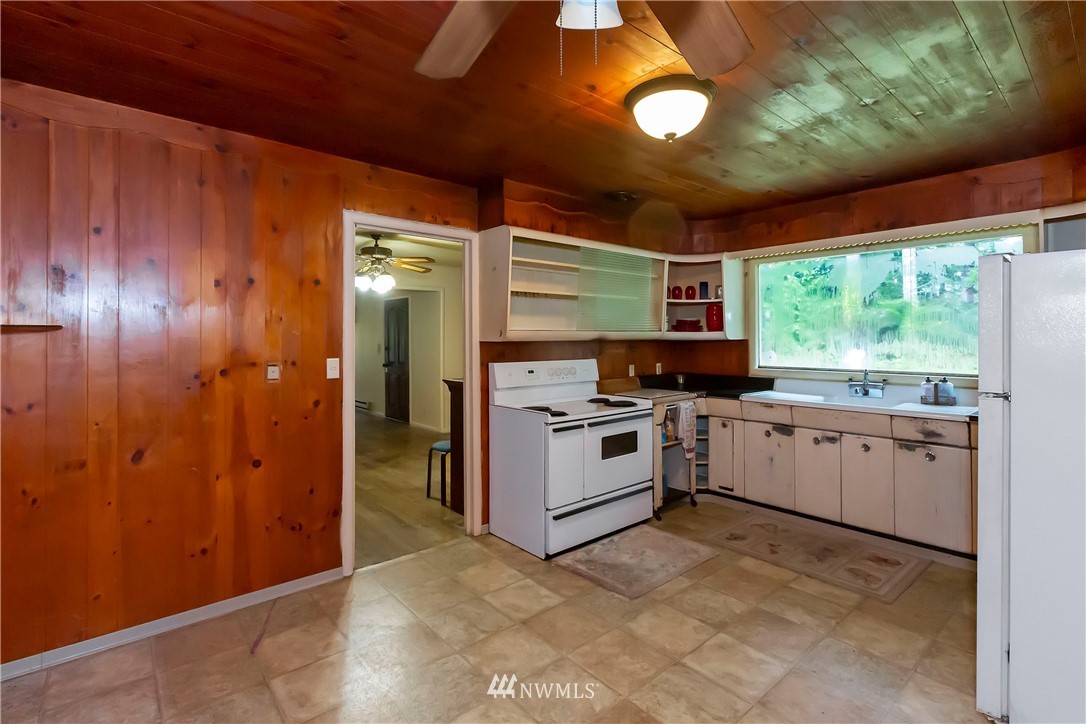 151 Southeast Stroud Road Shelton, WA 98584 - Photo 7 of 28 Gallery Image 7