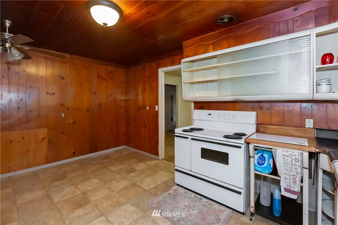 151 Southeast Stroud Road Shelton, WA 98584 - Photo 8 of 28 Gallery Image 8
