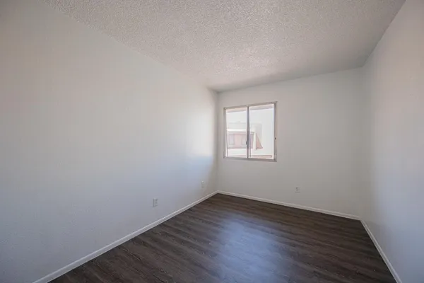 $1,595 | 7314 North 43rd Avenue, Glendale, AZ 85301