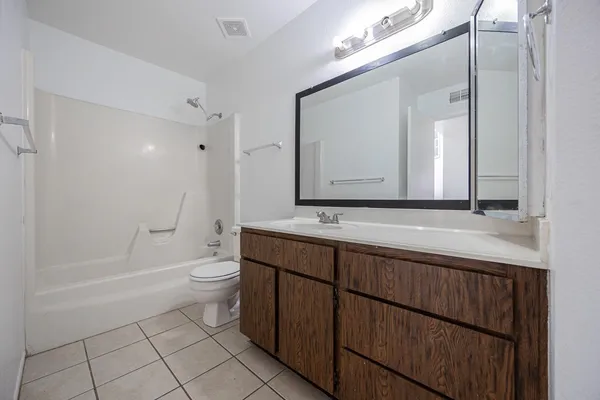 $1,595 | 7314 North 43rd Avenue, Glendale, AZ 85301