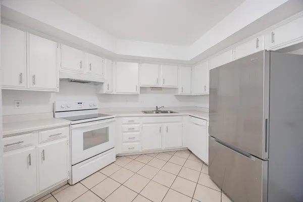 $1,595 | 7314 North 43rd Avenue, Glendale, AZ 85301