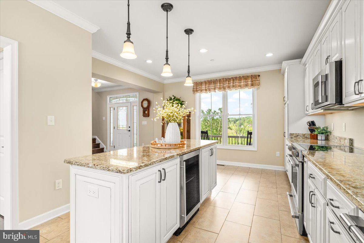 2802 Ward Kline Road Myersville, MD 21773 - Photo 9 of 85 Kitchen island with pendant lighting
