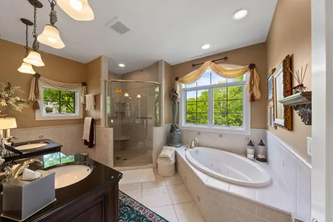 $1,199,000 | 1835 Hickory Hill, Unit 3401, Geneva, WI 53147