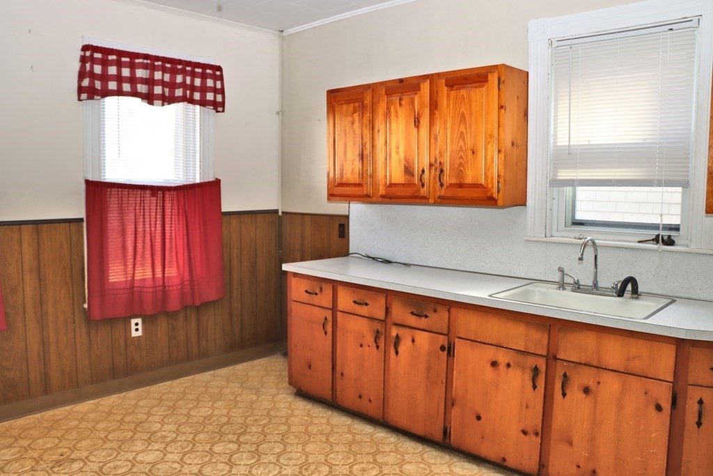 82 St Andrew Road Boston, MA 02128 - Photo 12 of 20