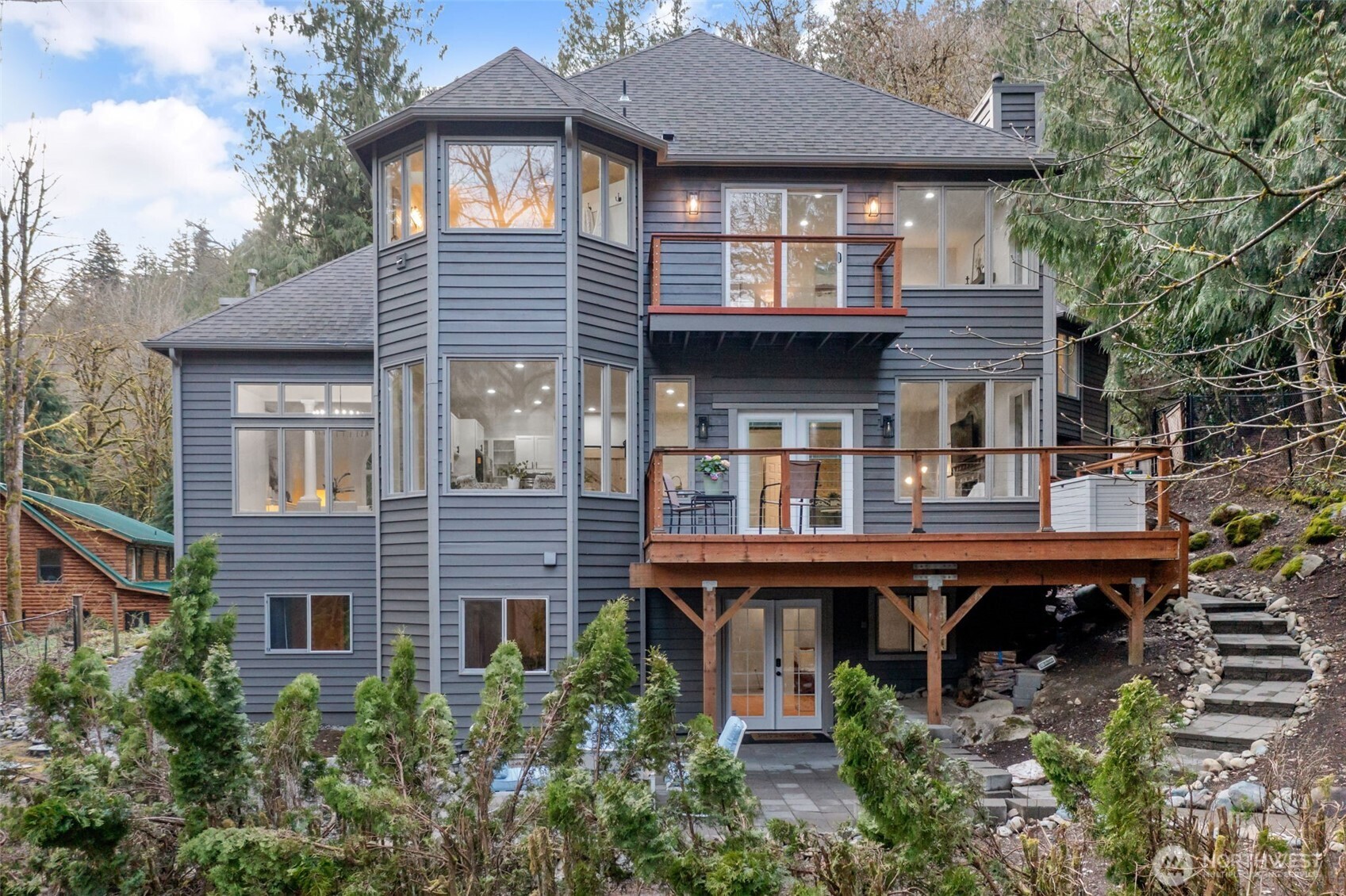 6639 Preston-Fall City Road Southeast Fall City, WA 98024 - Photo 2 of 40