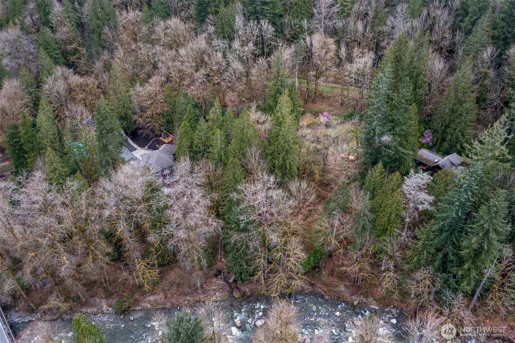 6639 Preston-Fall City Road Southeast Fall City, WA 98024 - Photo 4 of 40