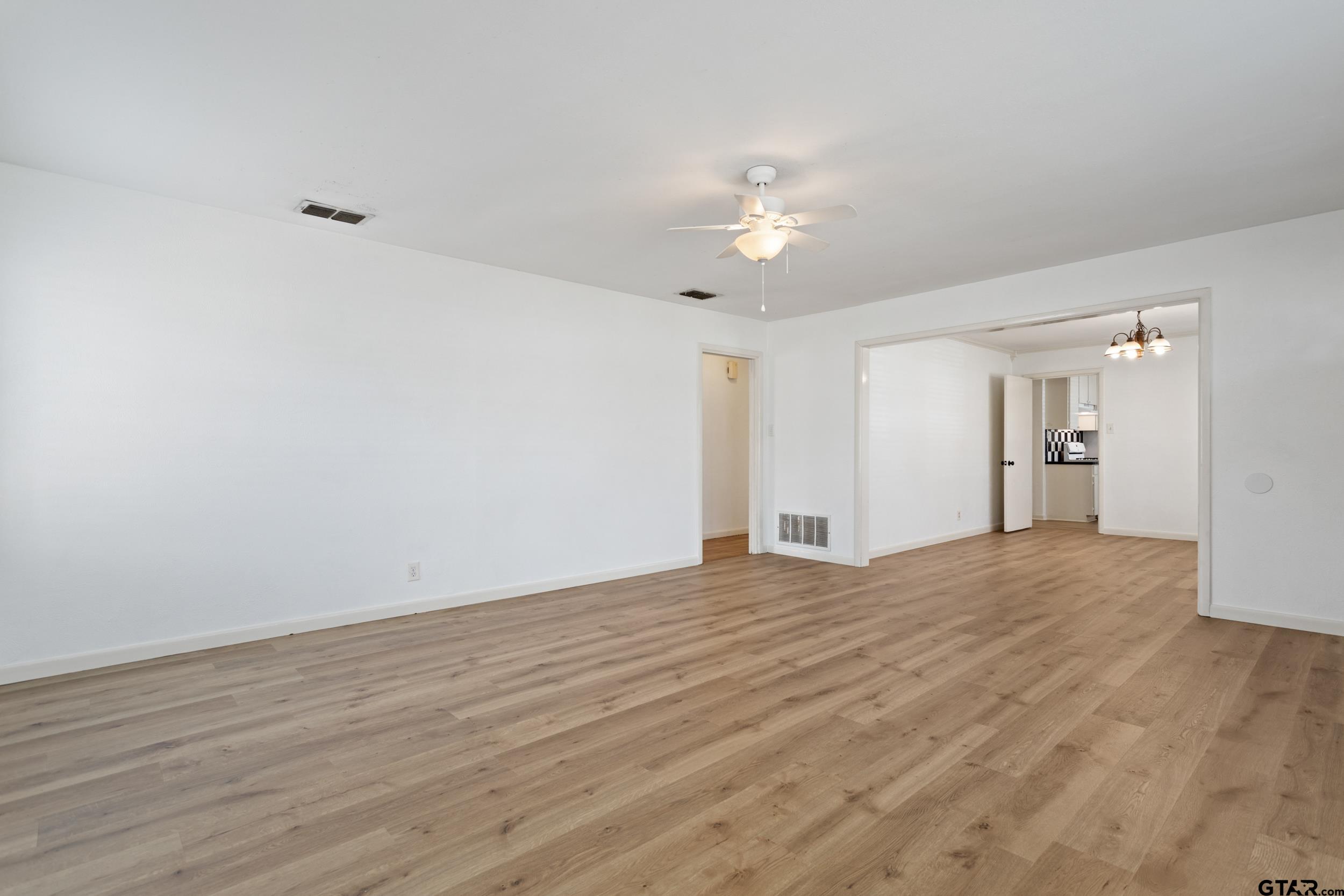 921 East Barbara Street Tyler, TX 75701 - Photo 23 of 33