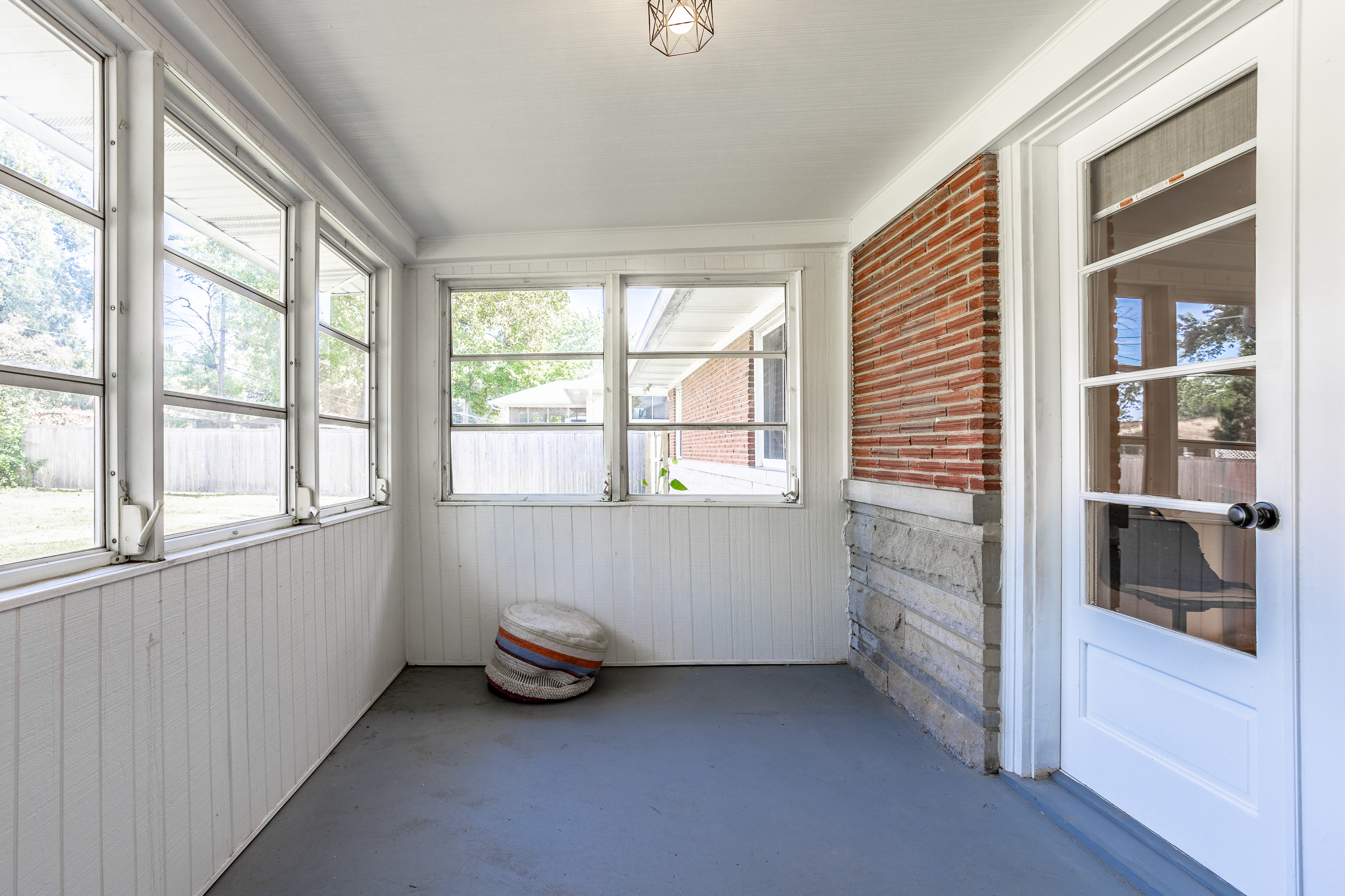 5122 Dickson Road Indianapolis, IN 46226 - Photo 38 of 45 Gallery Image 38