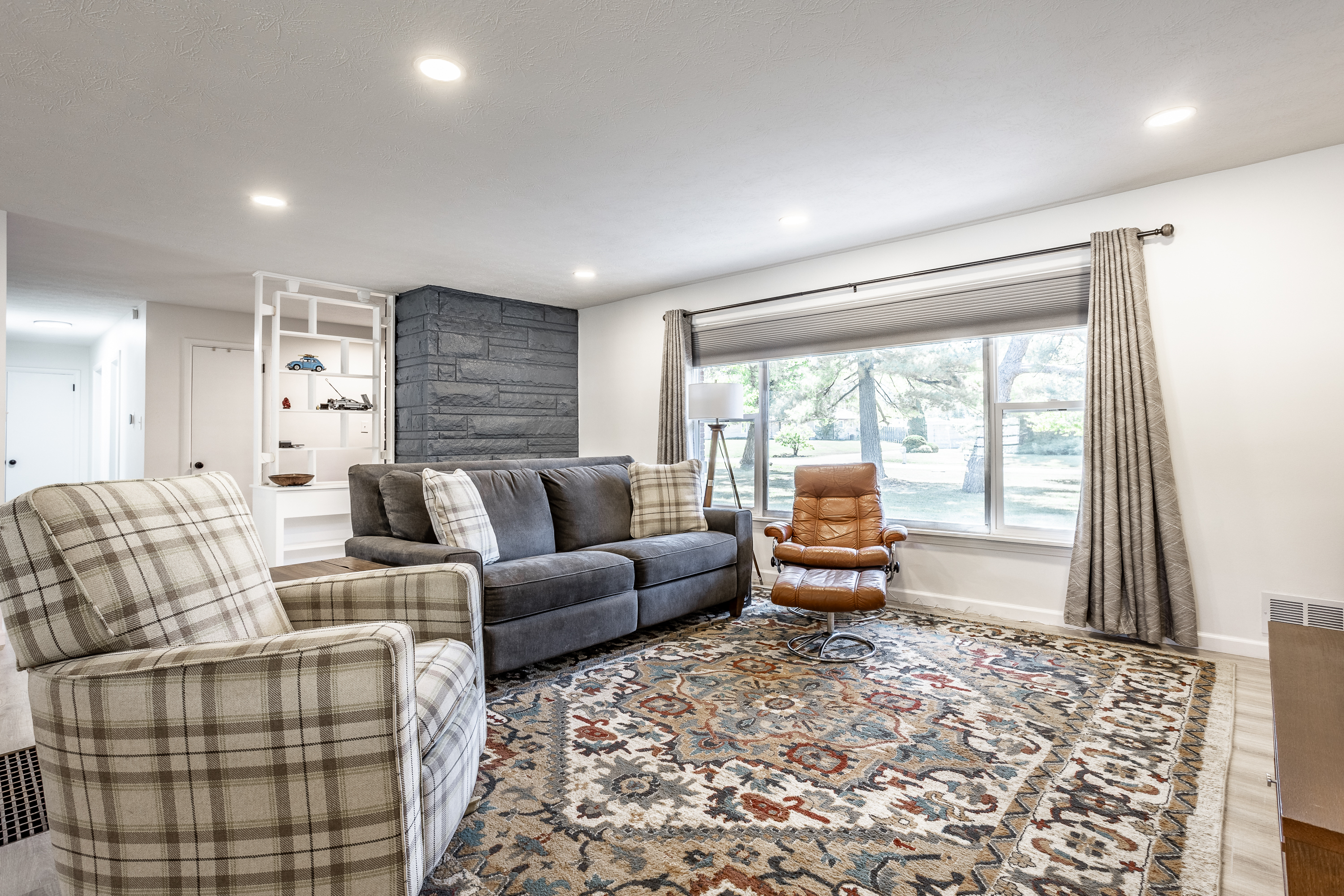 5122 Dickson Road Indianapolis, IN 46226 - Photo 10 of 45 Gallery Image 10