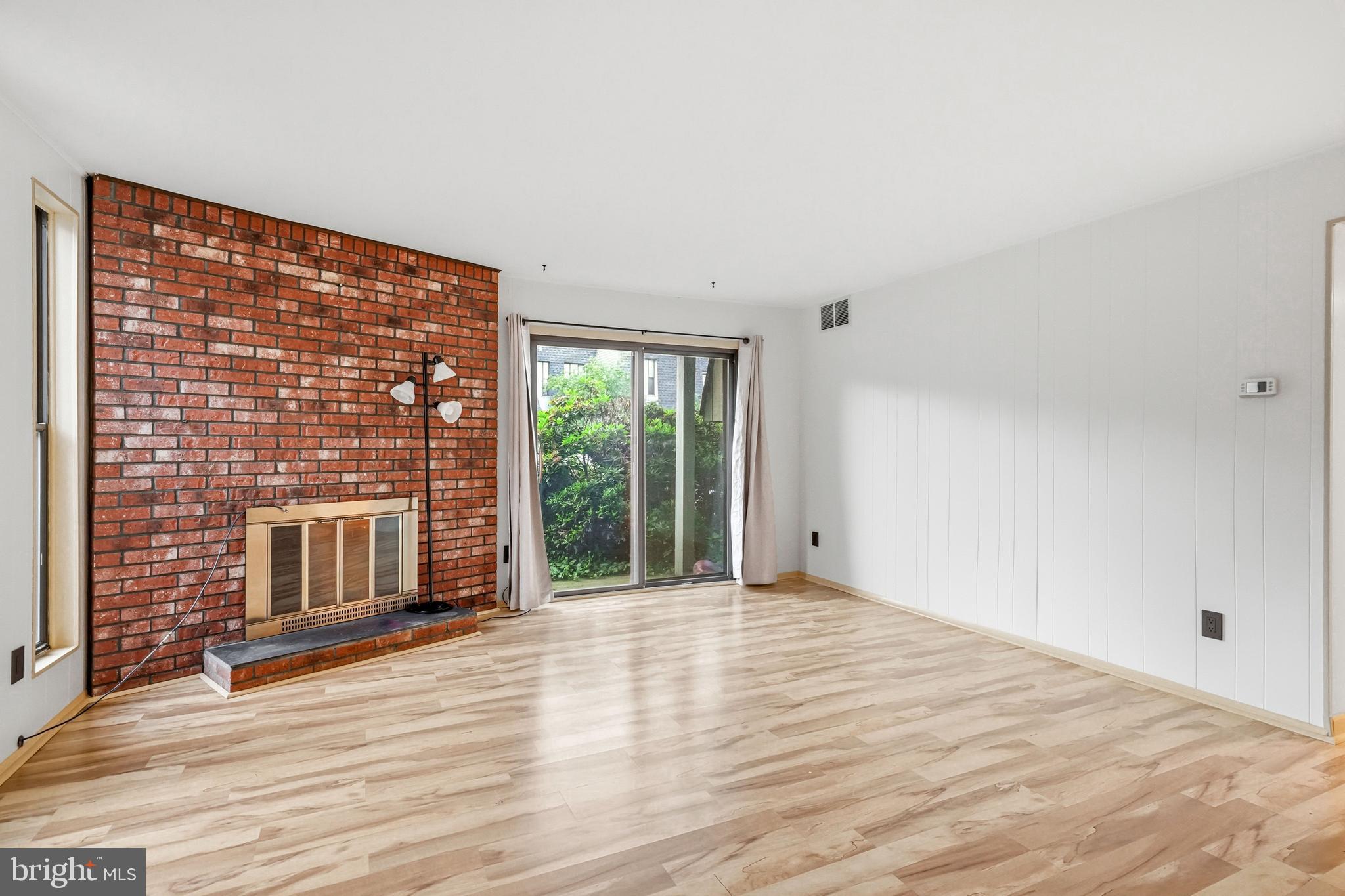 25 South Church Road, Unit 93 Maple Shade, NJ 08052 - Photo 6 of 28 LVP flooring throughout
