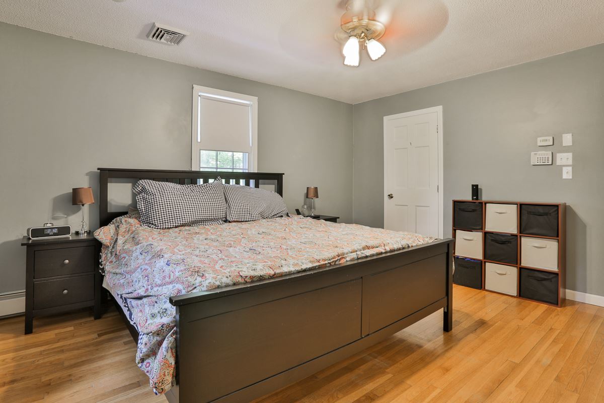 14 Alpine Road Windham, NH 03087 - Photo 24 of 35