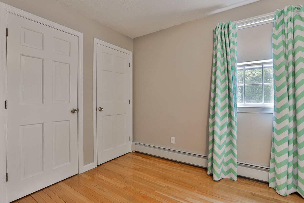 14 Alpine Road Windham, NH 03087 - Photo 28 of 35