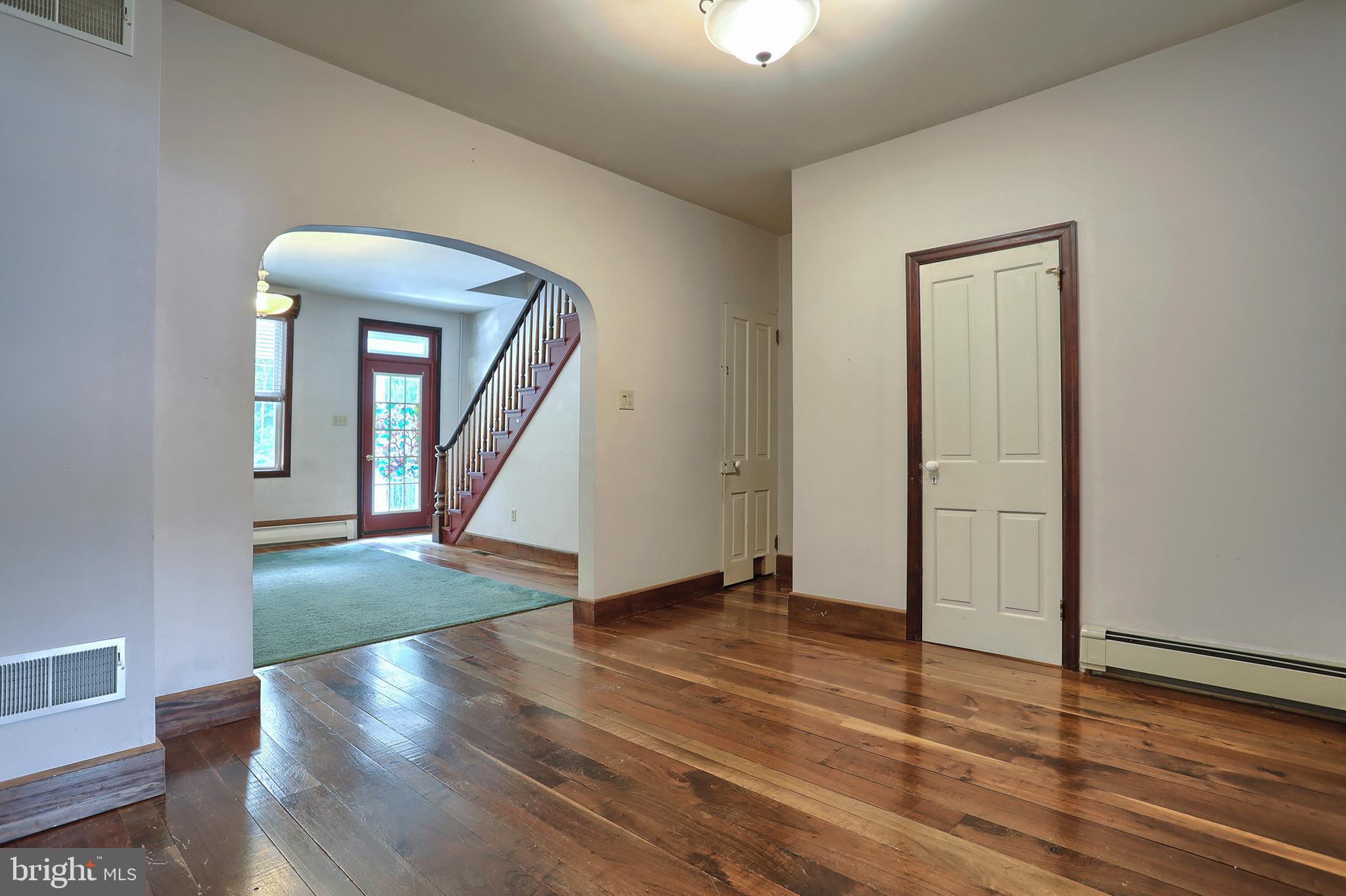 114 Anthracite Road Lebanon, PA 17042 - Photo 8 of 30 Dining room looking into living room