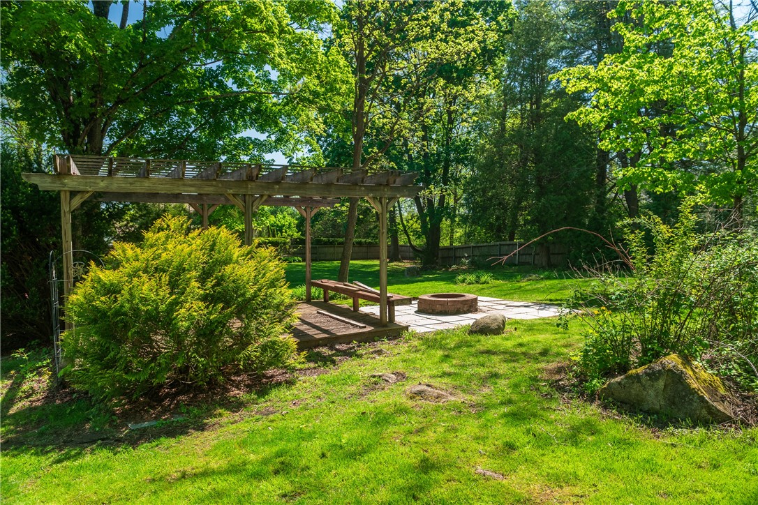 33 Wilbur Road Lincoln, RI 02865 - Photo 46 of 50