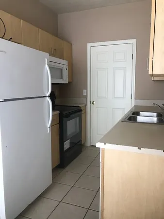 $1,595 | 3100 Dian Road, Unit 307, Tallahassee, FL 32304