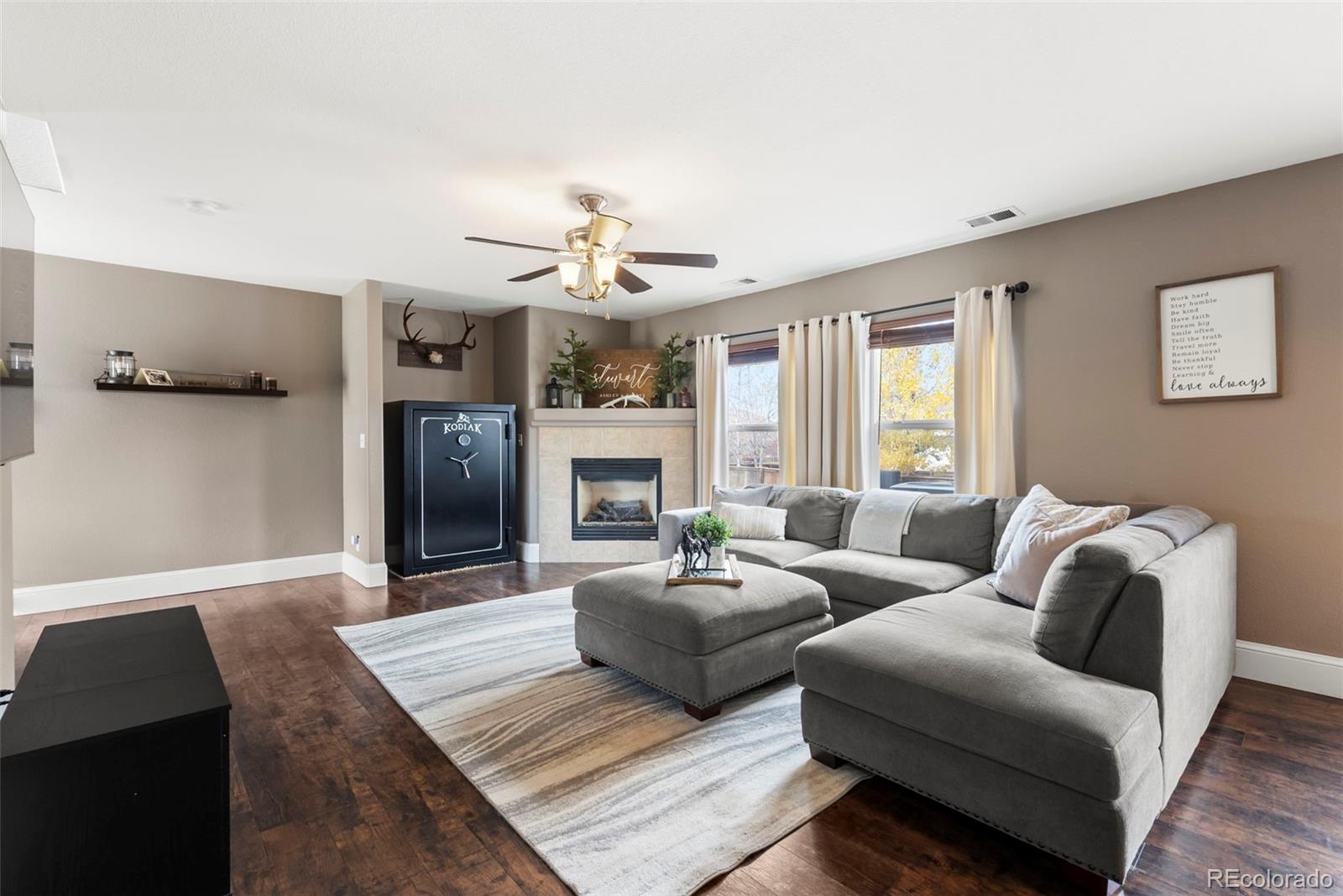 5792 Raleigh Circle Castle Rock, CO 80104 - Photo 5 of 33