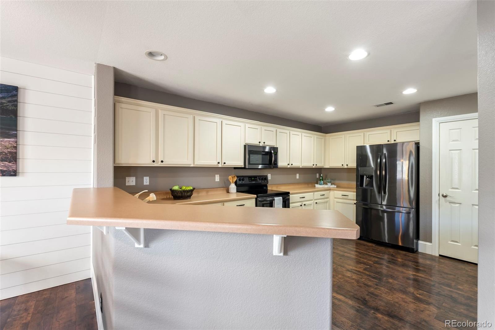 5792 Raleigh Circle Castle Rock, CO 80104 - Photo 8 of 33