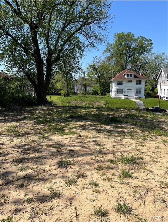 5937 Julian Avenue St. Louis, MO 63112 - Photo 3 of 5