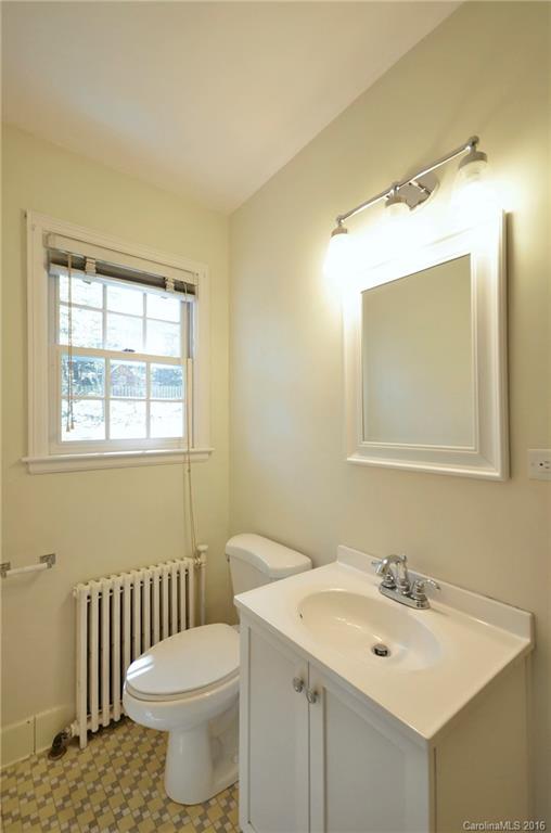 99 Gracelyn Road Asheville, NC 28804 - Photo 12 of 24 Gallery Image 12