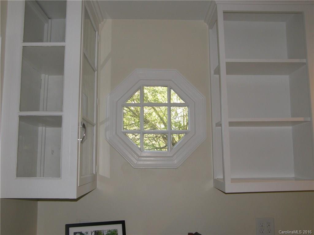 99 Gracelyn Road Asheville, NC 28804 - Photo 13 of 24 Gallery Image 13