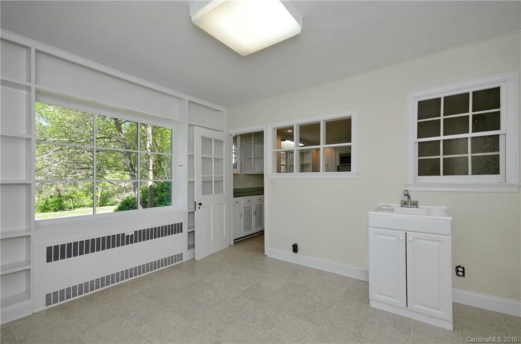 99 Gracelyn Road Asheville, NC 28804 - Photo 10 of 24 Gallery Image 10